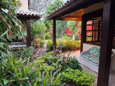 Casa com 6 Quartos à venda, 1100m² no Camboinhas, Niterói