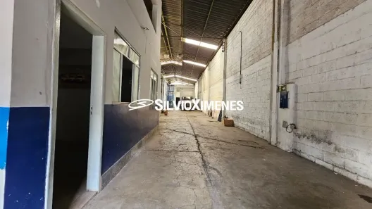 Galpão/Depósito/Armazém para alugar, 600m² no São Francisco, Belo Horizonte