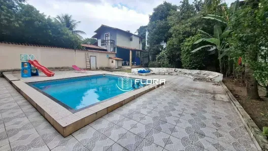 Casa com 5 Quartos à venda, 350m² no Maria Paula, Niterói