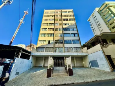 Apartamento com 3 Quartos à venda, 135m² no Centro, Juiz de Fora