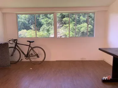 Apartamento com 1 Quarto para alugar, 40m² no Nogueira, Petrópolis
