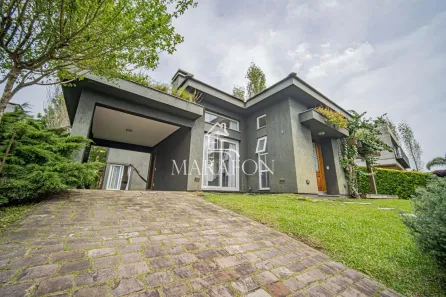 Casa de Condomínio com 3 Quartos à venda, 233m² no Vila Prinstrop, Gramado