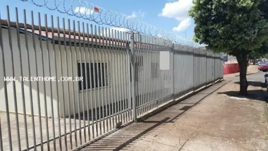Casa com 3 Quartos à venda, 360m² no Brasília, Londrina