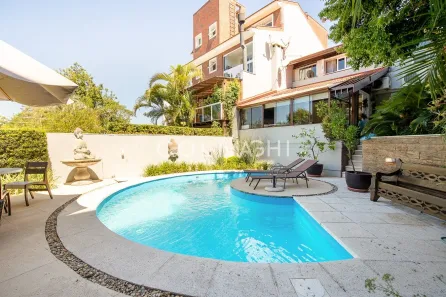 Casa com 3 Quartos à venda, 282m² no Chácara das Pedras, Porto Alegre
