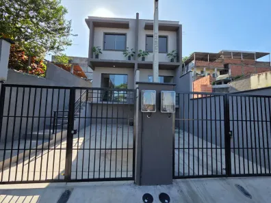 Casa com 3 Quartos à venda, 68m² no Amendoeira, São Gonçalo