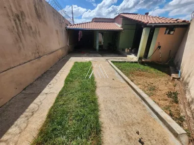 Casa com 2 Quartos à venda, 52m² no Itaunense II, Itaúna