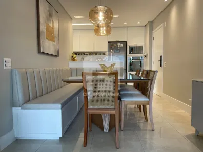 Apartamento com 2 Quartos à venda, 75m² no Centro, Florianópolis