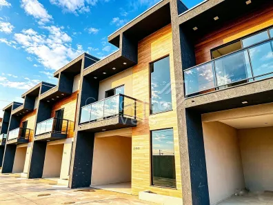 Sobrado com 3 Quartos para alugar, 76m² no Uvaranas, Ponta Grossa