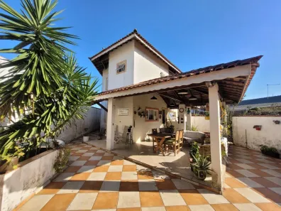 Sobrado com 3 Quartos à venda, 190m² no Estância Bal Maria H Novaes, Peruíbe