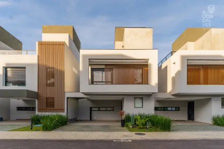 Casa de Condomínio com 3 Quartos à venda, 146m² no Santa Felicidade, Curitiba