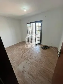 Sobrado com 2 Quartos à venda, 67m² no Parque Pinheiros, Taboão da Serra