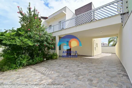 Sobrado com 3 Quartos à venda, 148m² no Bal Stella Maris, Peruíbe