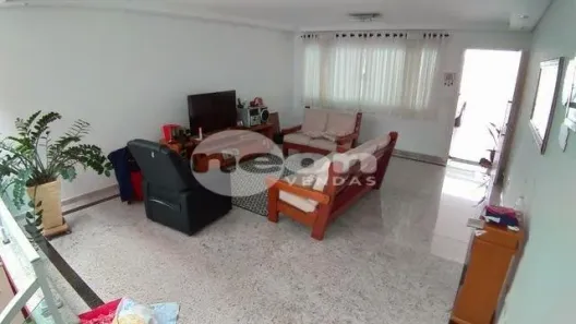 Sobrado com 4 Quartos à venda, 200m² no Vila Gilda, Santo André