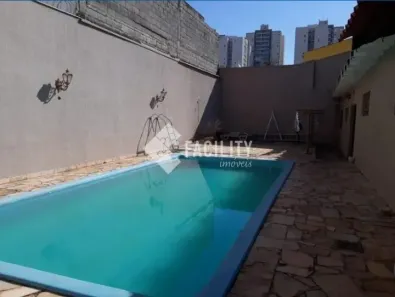 Sobrado com 5 Quartos para alugar, 450m² no Jardim Colonial, Campinas