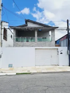 Casa com 4 Quartos para alugar, 284m² no Amadeu Furtado, Fortaleza
