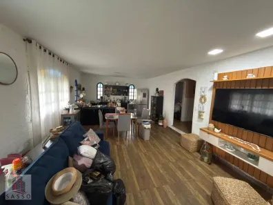 Fazenda/Sítio com 4 Quartos à venda, 2500m² no , Guararema