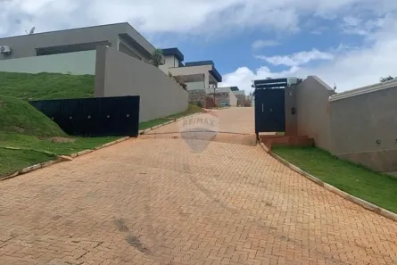 Lote/Terreno à venda, 426m² no Residencial Jardim Ipê, Piracaia