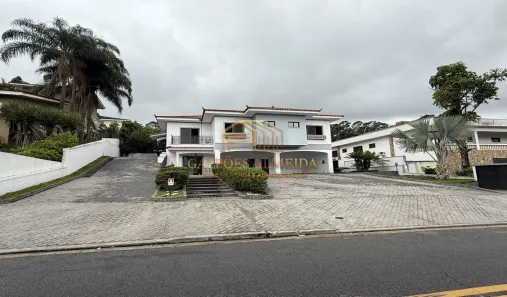 Casa com 5 Quartos para alugar, 369m² no Residencial Tamboré, Barueri