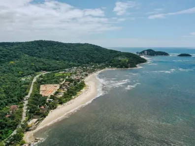 Lote/Terreno à venda, 207m² no Prainha, Guaratuba