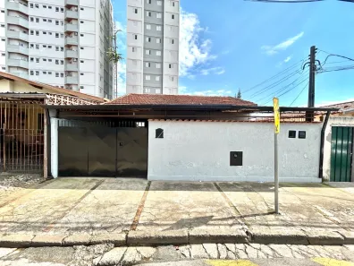 Casa com 3 Quartos à venda, 225m² no Vila Tofanello, Campinas