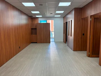 Sala Comercial para alugar, 82m² no Vila Cordeiro, São Paulo