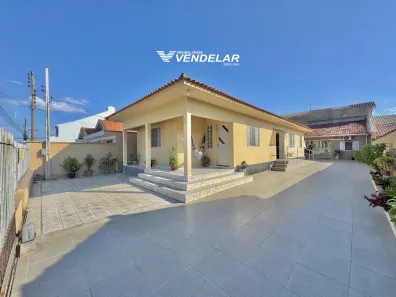 Casa com 4 Quartos à venda, 203m² no Santo Antônio de Pádua, Tubarão