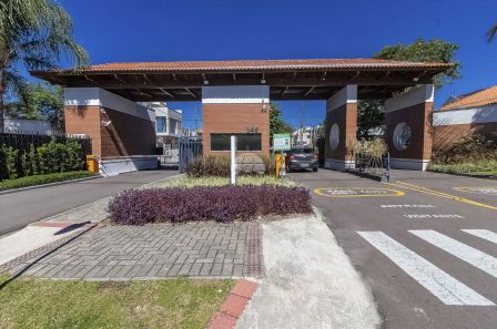 Lote/Terreno à venda, 120m² no Pinheirinho, Curitiba