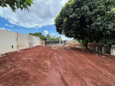 Lote/Terreno à venda, 332m² no Jardim Tókio, Londrina