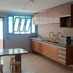 Casa com 3 Quartos à venda, 280m² no Itapuã, Salvador