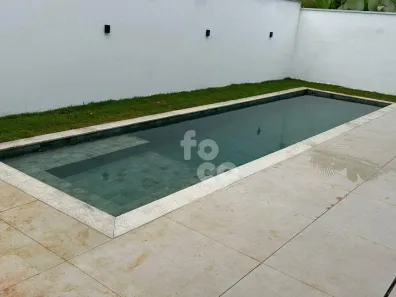Casa de Condomínio com 4 Quartos à venda, 333m² no Jardim Sul, Uberlândia