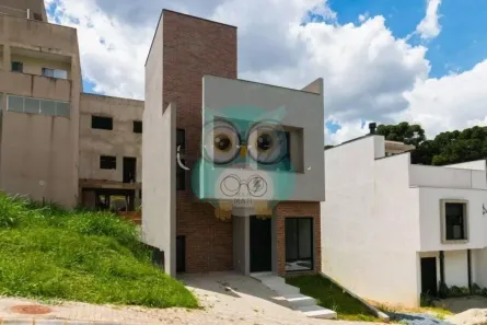 Casa com 2 Quartos à venda, 101m² no Santa Cândida, Curitiba