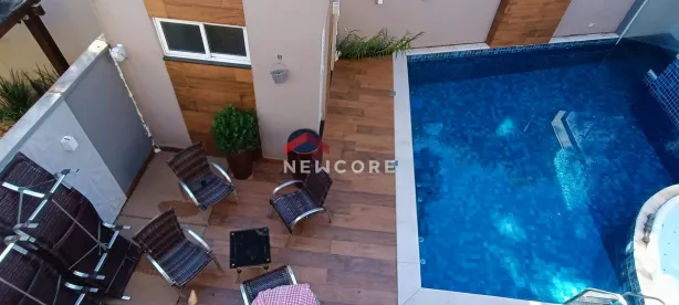 Sobrado com 4 Quartos à venda, 200m² no Centro, Cascavel