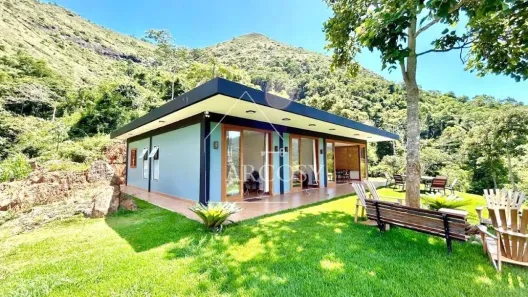 Casa de Condomínio com 3 Quartos à venda, 800m² no Itaipava, Petrópolis