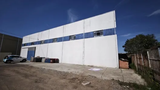 Galpão/Depósito/Armazém para alugar, 420m² no Uberaba, Curitiba