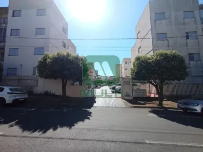 Apartamento com 2 Quartos para alugar, 60m² no Santa Mônica, Uberlândia