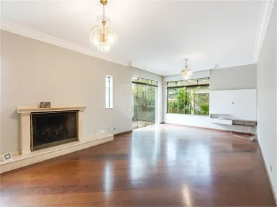 Sobrado com 4 Quartos à venda, 350m² no Vila Inah, São Paulo
