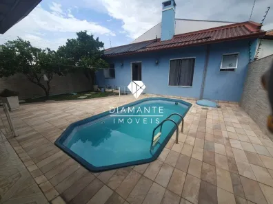 Casa com 2 Quartos à venda, 190m² no Hípica, Porto Alegre