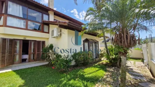 Casa com 4 Quartos à venda, 185m² no Itacorubi, Florianópolis