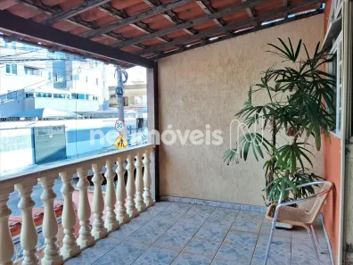 Casa com 2 Quartos à venda, 60m² no Bela Vista, Contagem
