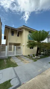 Casa de Condomínio com 3 Quartos à venda, 220m² no Flores, Manaus