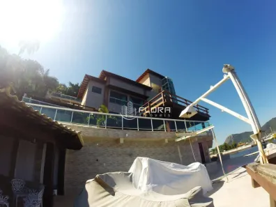 Casa com 9 Quartos à venda, 196m² no São Francisco, Niterói