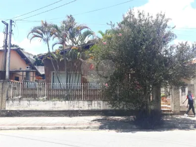 Casa com 3 Quartos à venda, 258m² no Jardim Maria Trindade, São Roque