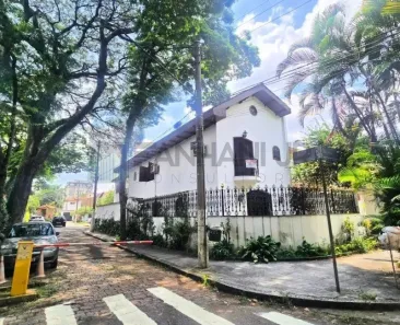 Casa com 3 Quartos à venda, 240m² no Jardim Paulista, São Paulo