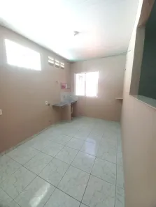 Casa com 1 Quarto para alugar, 100m² no Fátima, Fortaleza