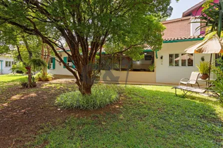 Casa com 3 Quartos à venda, 289m² no Vila Elvira, São Paulo