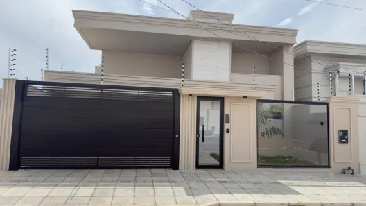 Casa com 3 Quartos à venda, 162m² no , Primavera do Leste