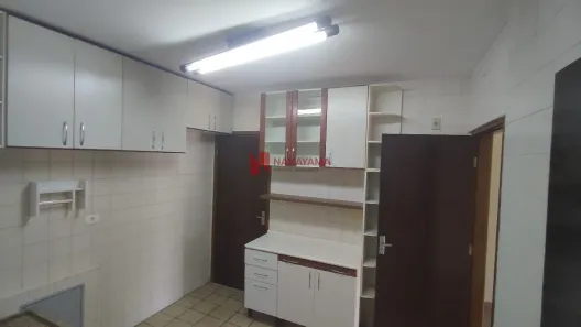 Apartamento com 3 Quartos à venda, 80m² no Centro, Londrina