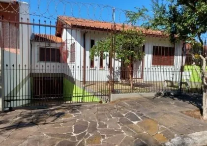 Casa com 3 Quartos à venda, 150m² no Vila Nova, Porto Alegre