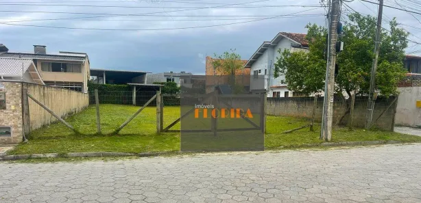 Lote/Terreno à venda, 450m² no Campeche, Florianópolis