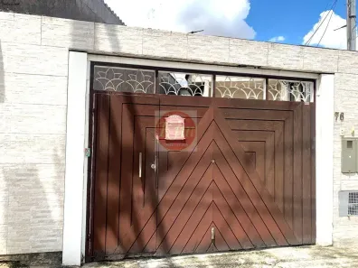 Sobrado com 4 Quartos à venda, 195m² no Vila Simone, São Paulo